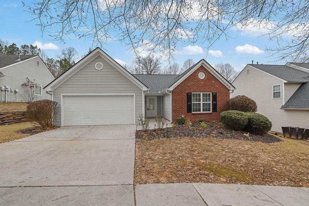 2090 Mina Lane Drive, Buford, GA 30518 — most recent listing photo