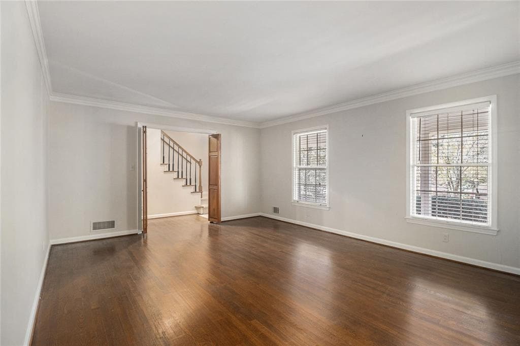 3 bedroom, 2 bathroom, 3,020 sq ft single family residence under contract at 2437 Cardinal Way, Tucker, GA 30084 — photo 5