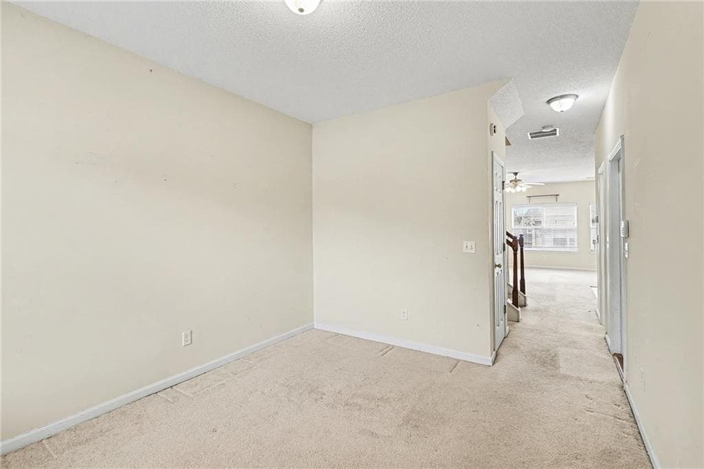 3 bedroom, 3 bathroom, 1,526 sq ft townhouse for sale at 7676 Rutgers Circle, Fairburn, GA 30213 — photo 5