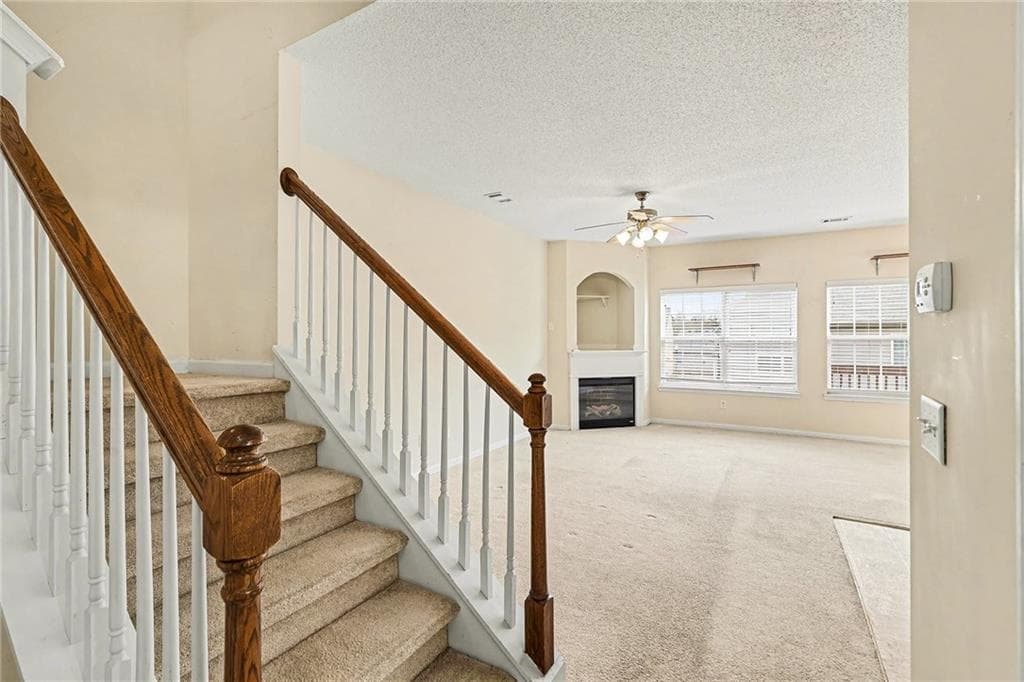 3 bedroom, 3 bathroom, 1,526 sq ft townhouse for sale at 7676 Rutgers Circle, Fairburn, GA 30213 — photo 6