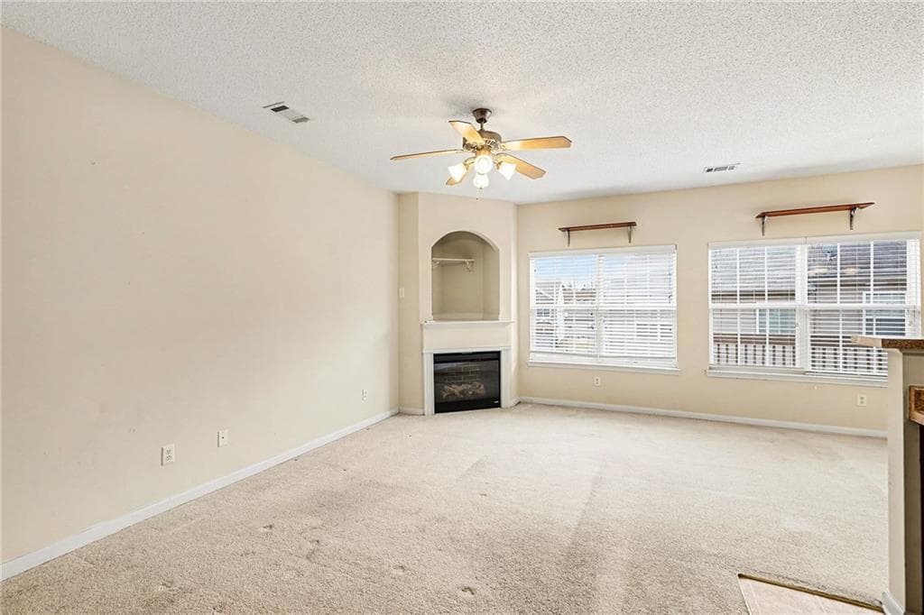 3 bedroom, 3 bathroom, 1,526 sq ft townhouse for sale at 7676 Rutgers Circle, Fairburn, GA 30213 — photo 7