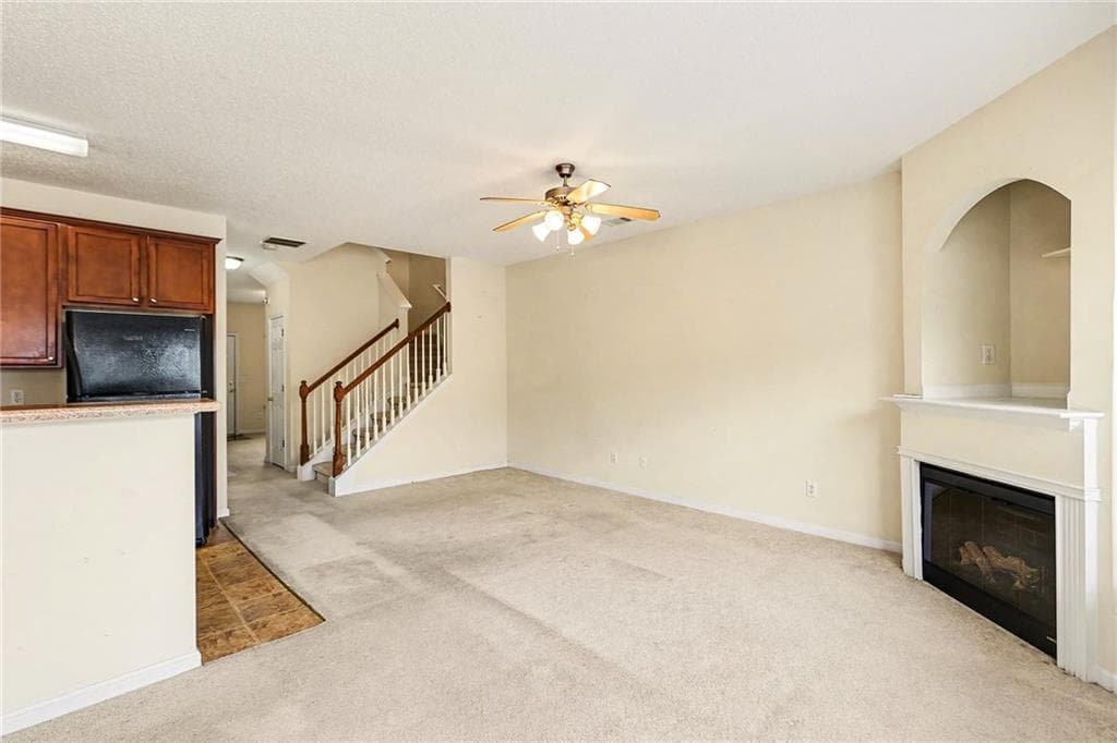 3 bedroom, 3 bathroom, 1,526 sq ft townhouse for sale at 7676 Rutgers Circle, Fairburn, GA 30213 — photo 9