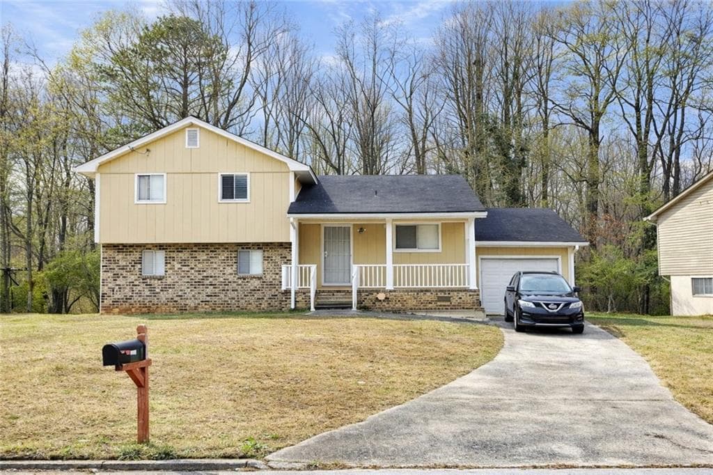 6560 Woodford Road, Atlanta, GA 30349 — most recent listing photo