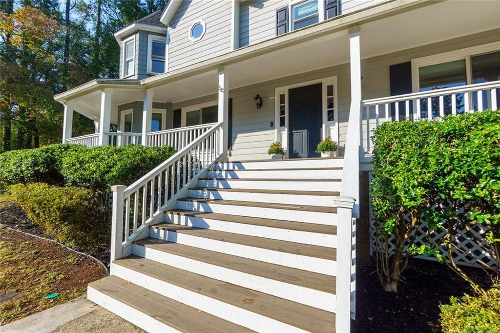 4 bedroom, 4 bathroom, 2,786 sq ft single family residence sold at 4941 Willow Lane, Marietta, GA 30066