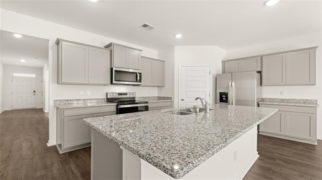 4 bedroom, 2 bathroom, 1,774 sq ft single family residence for sale at 92 White Spruce Way, Newnan, GA 30265 — photo 5