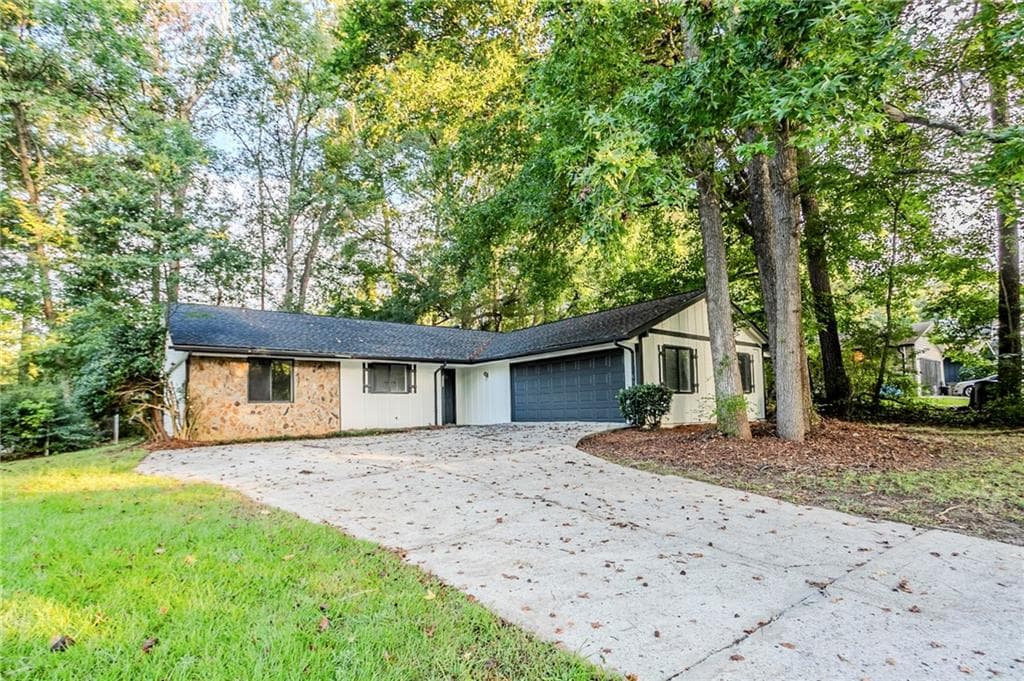 6605 Demere Drive, Morrow, GA 30260 — most recent listing photo