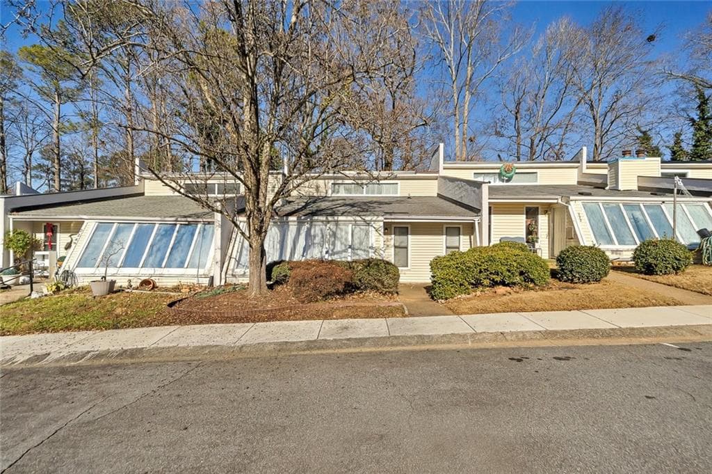 3 bedroom, 2 bathroom, 1,354 sq ft townhouse sold at 224 Goshen Lane, Woodstock, GA 30188