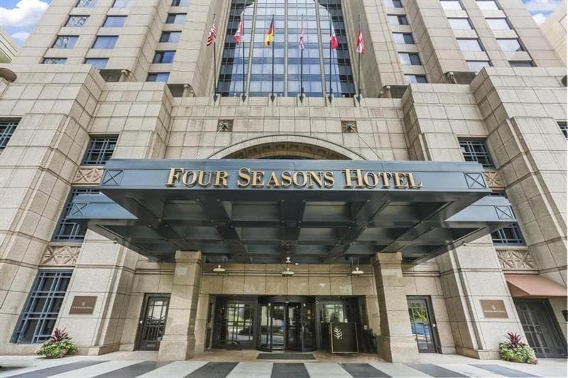 2 bedroom, 3 bathroom, 1,657 sq ft condominium sold at 75 14th Street 3560, Atlanta, GA 30309