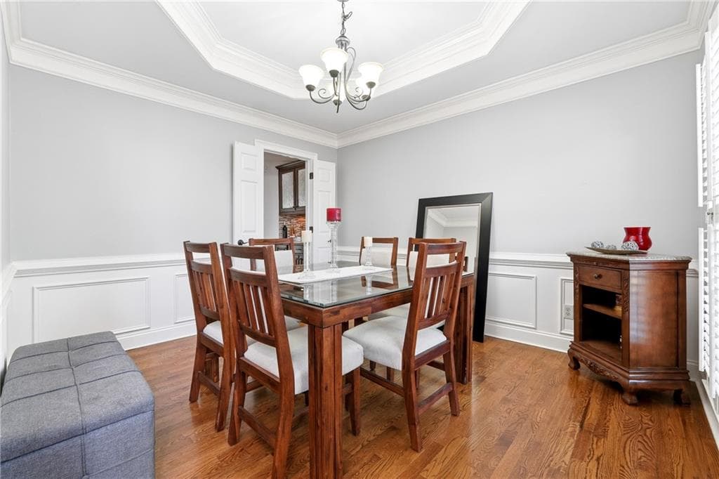 4 bedroom, 3 bathroom, 2,757 sq ft single family residence for sale at 1421 Sutters Drive, Lawrenceville, GA 30045 — photo 7