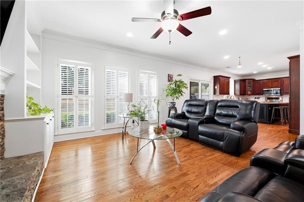 4 bedroom, 3 bathroom, 2,757 sq ft single family residence for sale at 1421 Sutters Drive, Lawrenceville, GA 30045 — photo 10