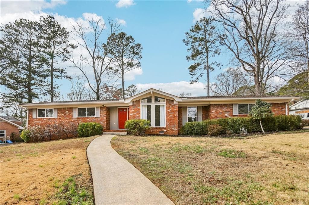 4 bedroom, 2 bathroom, 1,916 sq ft single family residence sold at 2926 Umberland Drive, Atlanta, GA 30340
