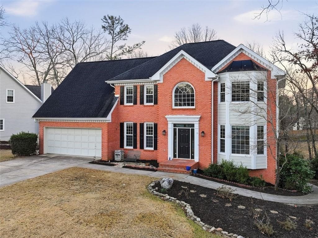 6 bedroom, 4 bathroom, 4,000 sq ft single family residence sold at 4950 Red Robin Ridge, Johns Creek, GA 30022