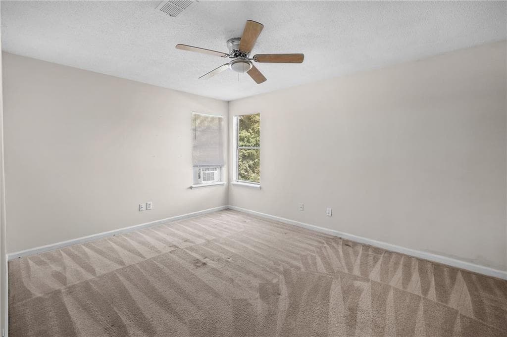 3 bedroom, 3 bathroom, 2,148 sq ft single family residence for rent at 990 Chapman Lane, Stone Mountain, GA 30088 for $2,000 a month — photo 3