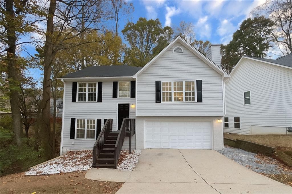 565 Paris Drive, Lawrenceville, GA 30043 — most recent listing photo