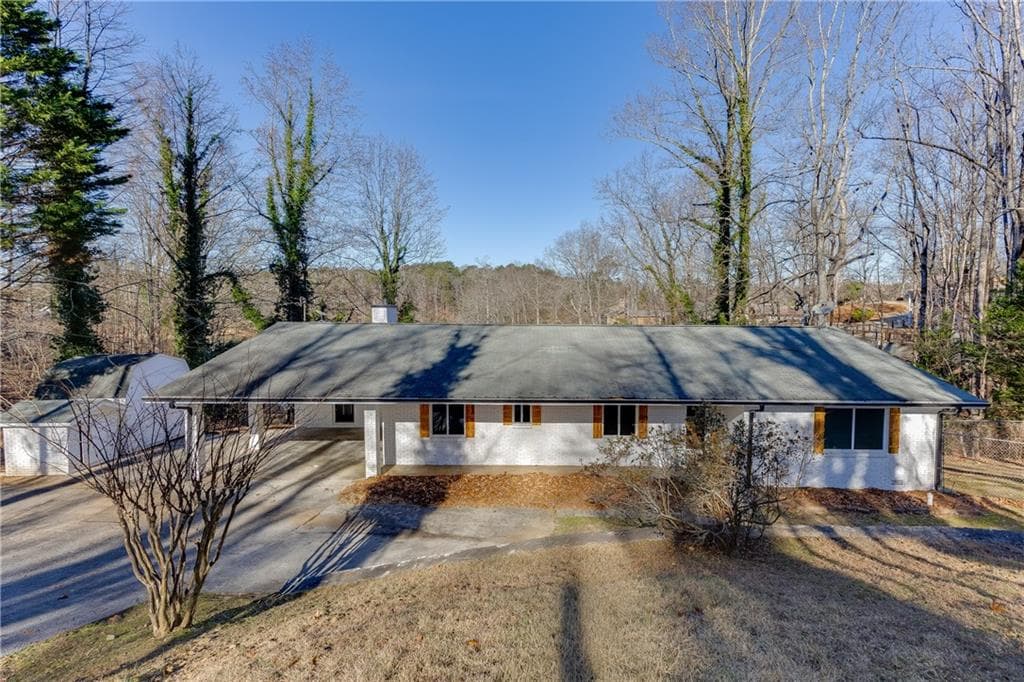 6095 Blackberry Lane, Buford, GA 30518 — most recent listing photo
