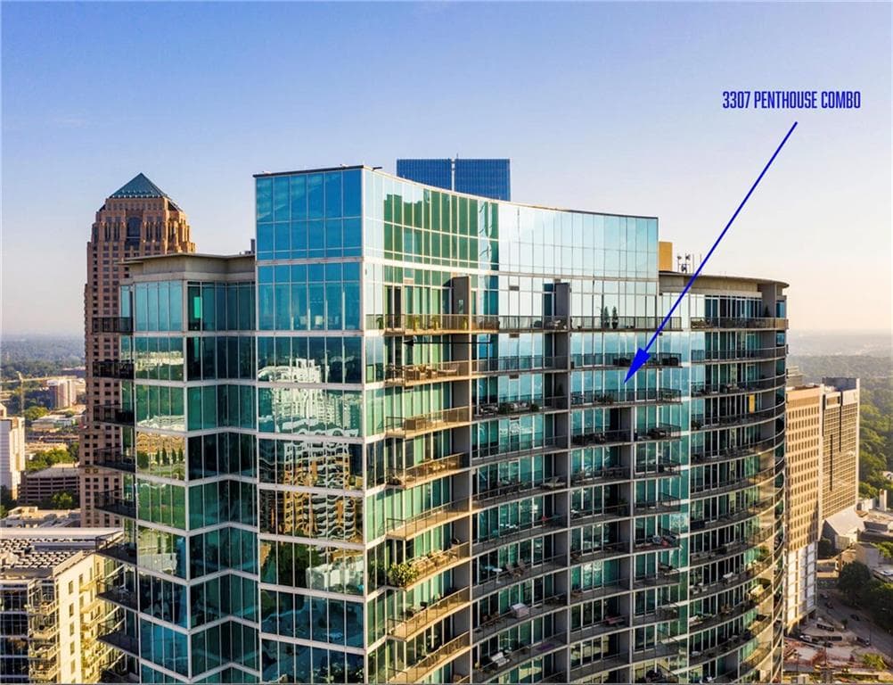 2 bedroom, 2 bathroom, 1,677 sq ft condominium sold at 1080 Peachtree Street 3307, Atlanta, GA 30309