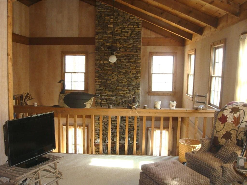 2 bedroom, 3 bathroom, 1,620 sq ft single family residence under contract at 132 Buckskull Hollow Drive, Big Canoe, GA 30143 — photo 6