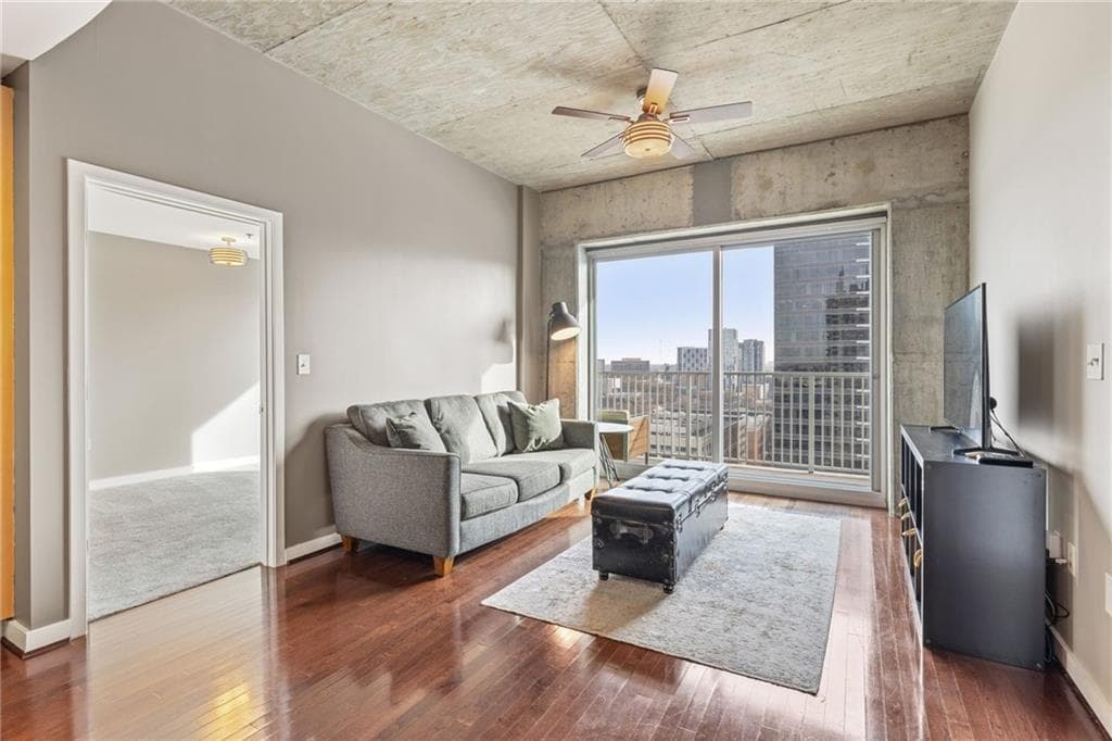2 bedroom, 2 bathroom, 1,067 sq ft condominium for sale at 361 17th Street 1501, Atlanta, GA 30363 — photo 9