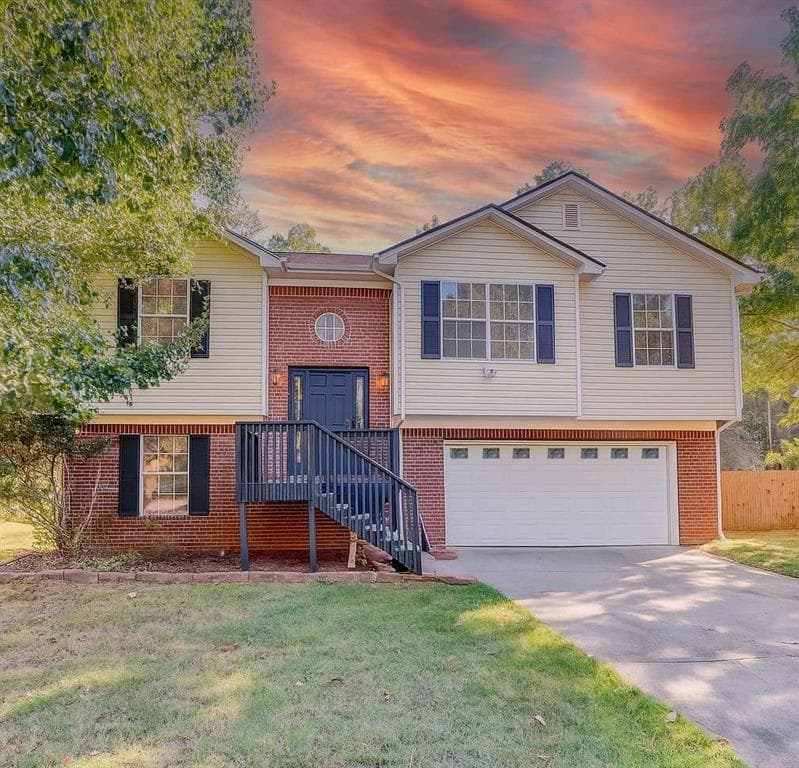 4379 Cross Lane, Decatur, GA 30035 — most recent listing photo