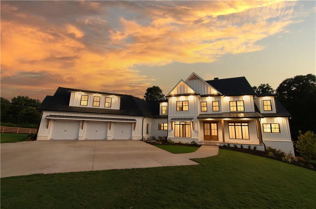 7915 E Cherokee Drive, Canton, GA 30115 — most recent listing photo