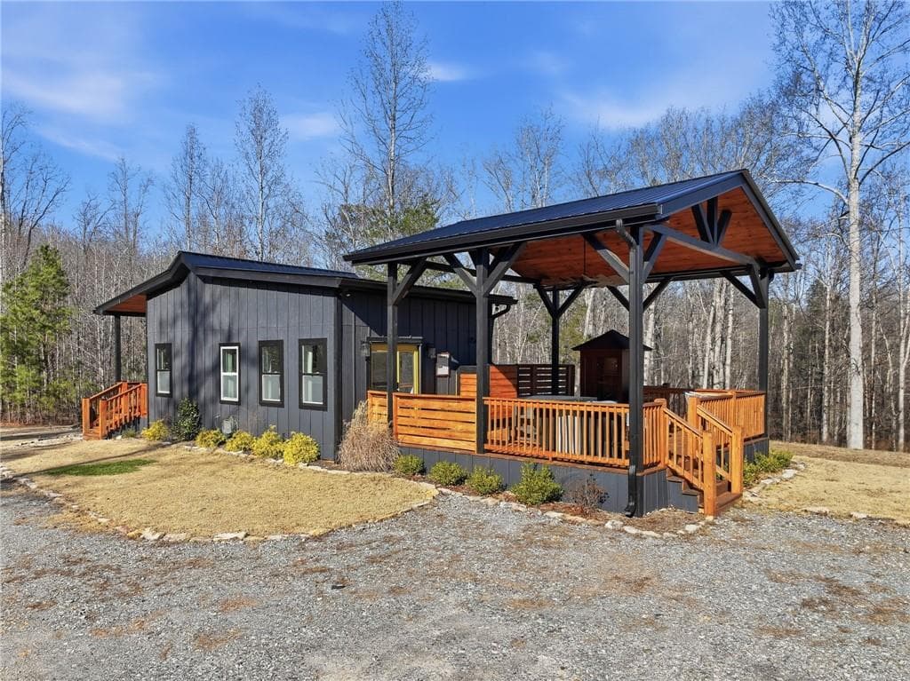 300 Burbano Creekside Landing, Talking Rock, GA 30175 — most recent listing photo