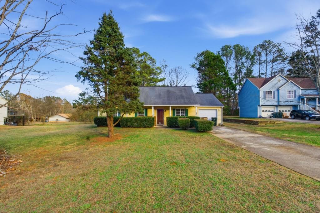3 bedroom, 2 bathroom, 1,298 sq ft single family residence sold at 85 SETTLERS MILL Run, Hiram, GA 30141