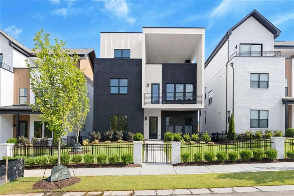 326 Treble Way, Alpharetta, GA 30009 — most recent listing photo
