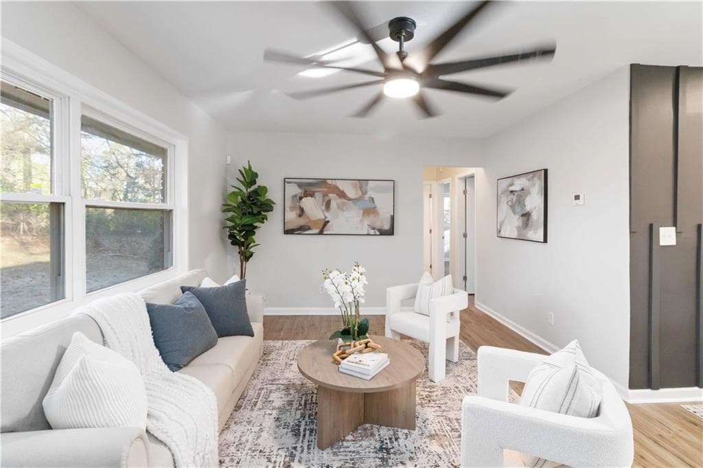 4 bedroom, 2 bathroom, 2,200 sq ft single family residence under contract at 2718 Delowe Drive, Atlanta, GA 30344 — photo 6