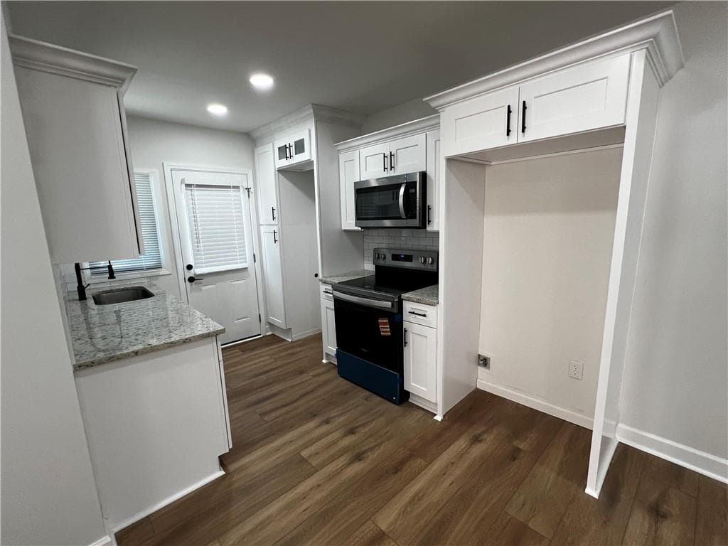 duplex under contract at 229 Victory Drive, Marietta, GA 30060 — photo 6