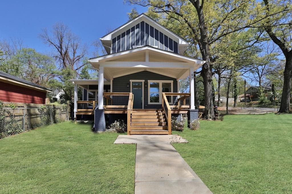 3 bedroom, 4 bathroom, 2,060 sq ft single family residence sold at 92 Claire Drive, Atlanta, GA 30315