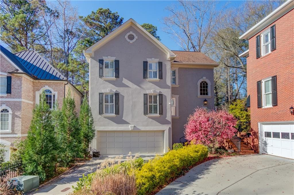 4 bedroom, 4 bathroom, 2,914 sq ft single family residence sold at 920 Roberts Landing Cove, Atlanta, GA 30350