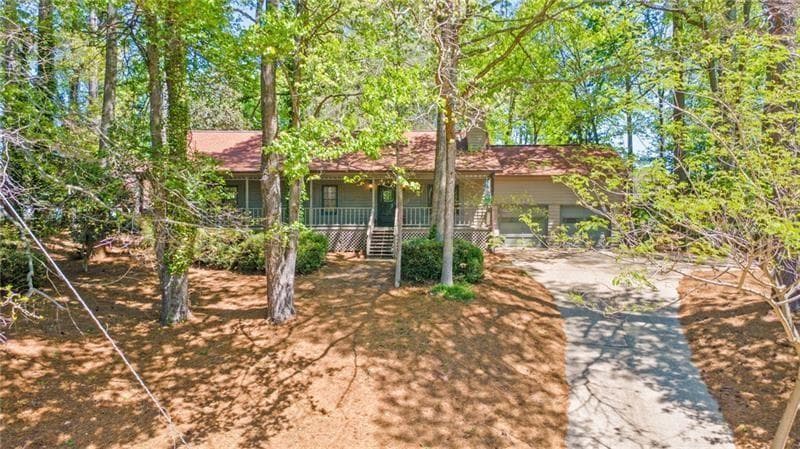 255 White Pines Drive, Alpharetta, GA 30004 — most recent listing photo