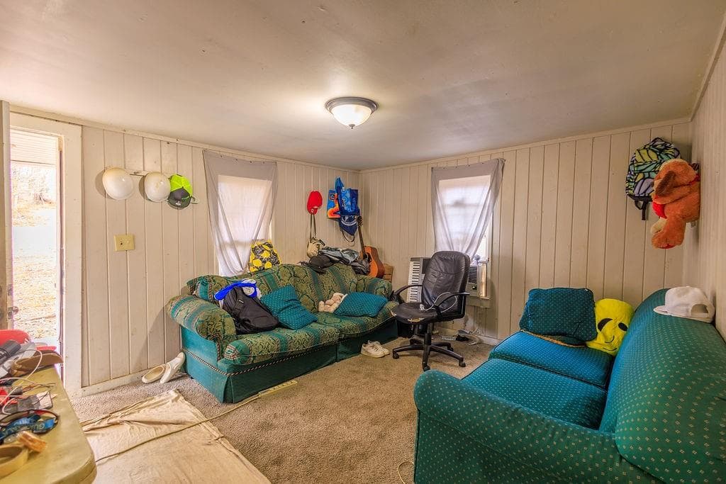 3 bedroom, 1 bathroom, 768 sq ft single family residence for sale at 100 Daisy Circle, Canton, GA 30114 — photo 4