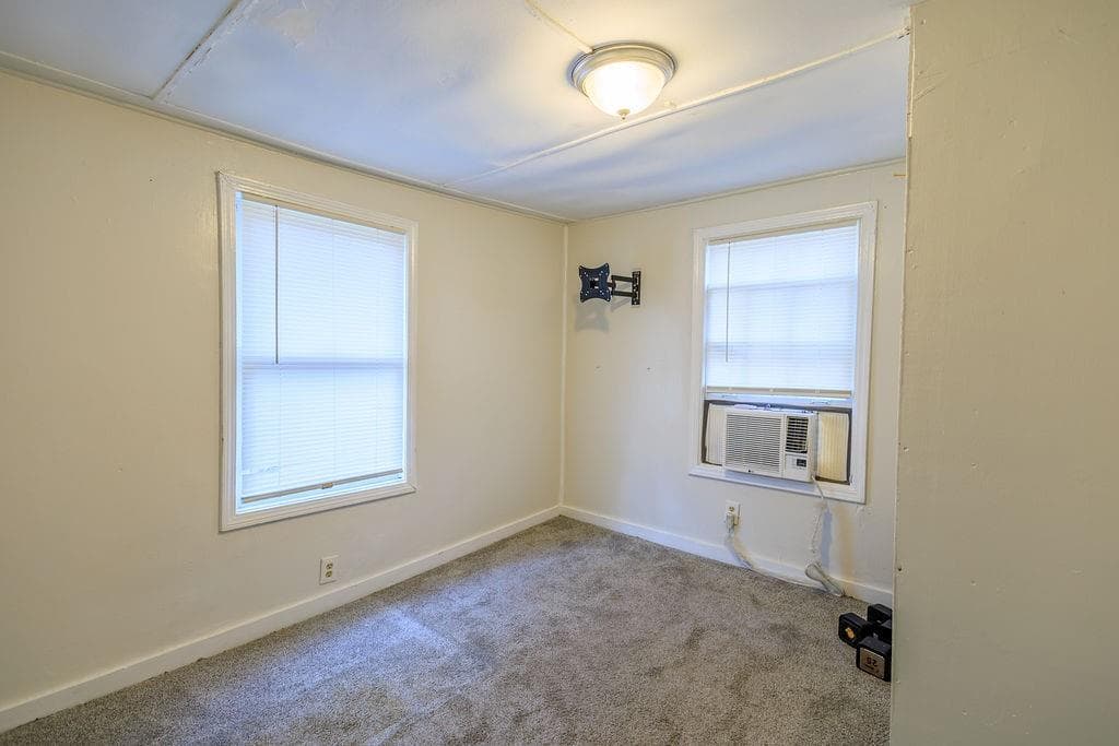 2 bedroom, 1 bathroom, 600 sq ft single family residence for sale at 70 Daisy Circle, Canton, GA 30114 — photo 10