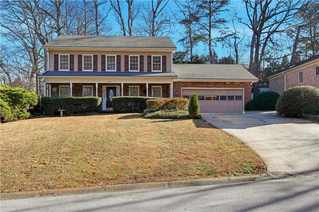 4 bedroom, 3 bathroom, 2,338 sq ft single family residence sold at 2983 Huntshire Place, Atlanta, GA 30340