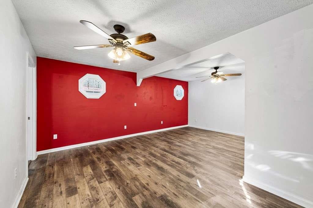 3 bedroom, 2 bathroom, 1,240 sq ft single family residence under contract at 118 Jordan Road, Blairsville, GA 30512 — photo 6
