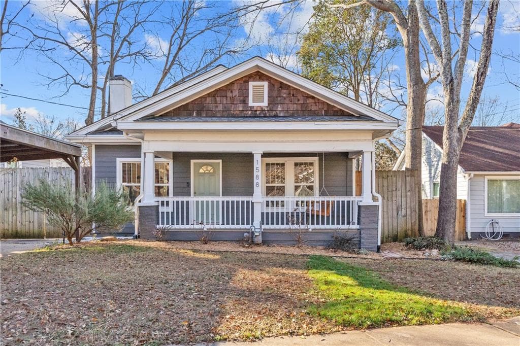 3 bedroom, 2 bathroom, 1,152 sq ft single family residence sold at 1588 Linda Way, Atlanta, GA 30310