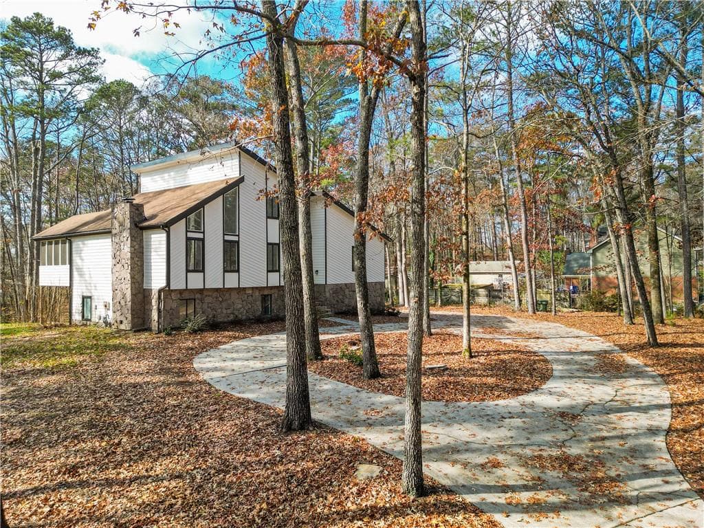 4013 Brenteresa Court, Snellville, GA 30039 — most recent listing photo