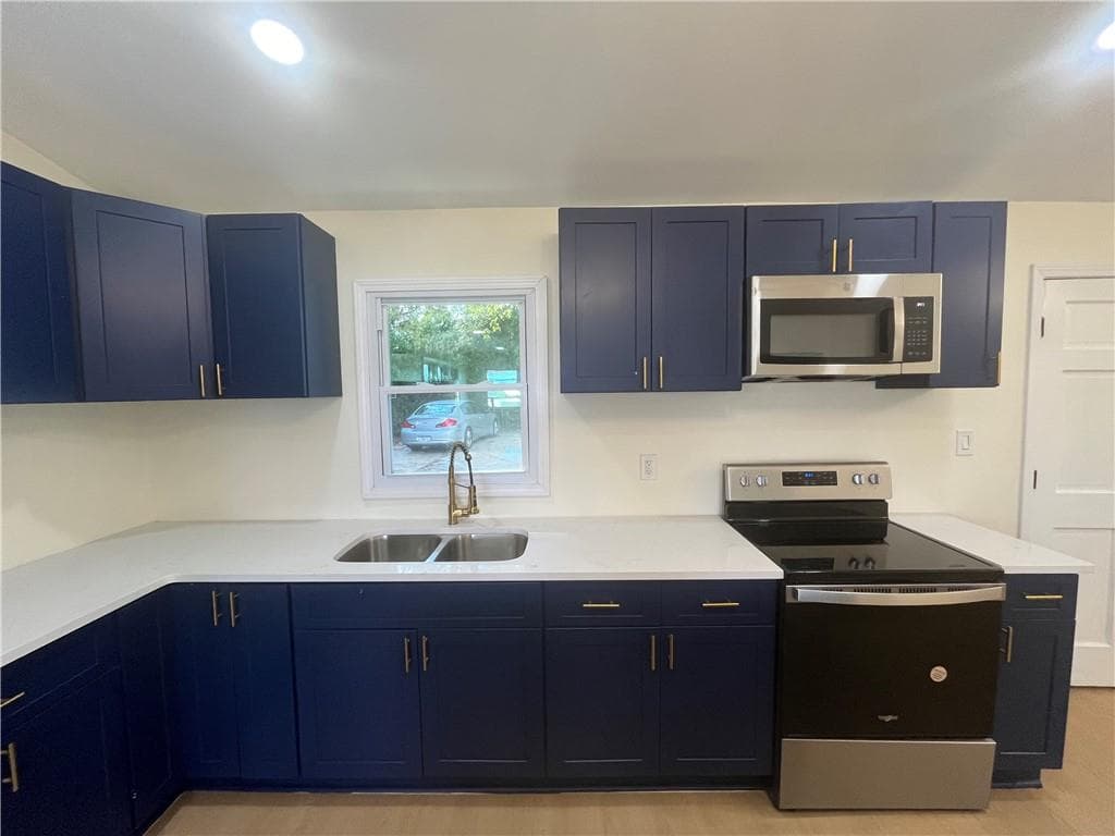3 bedroom, 1 bathroom duplex for rent at 1645 Metropolitan Parkway A, Atlanta, GA 30310 for $1,795 a month — photo 10