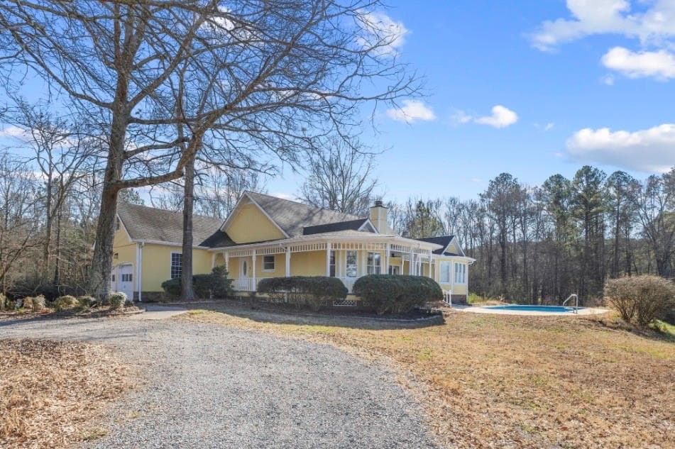 4 bedroom, 3 bathroom, 3,375 sq ft single family residence for sale at 1776 Wax Road, Rome, GA 30161 — photo 3