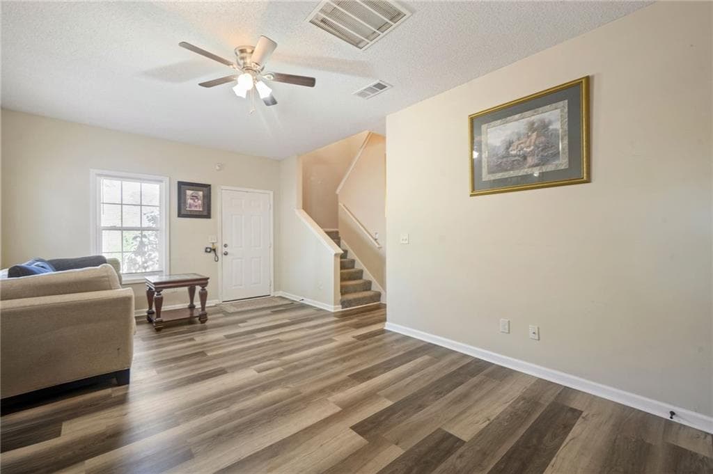 3 bedroom, 3 bathroom, 1,554 sq ft single family residence for sale at 792 Russell Drive, Riverdale, GA 30296 — photo 5