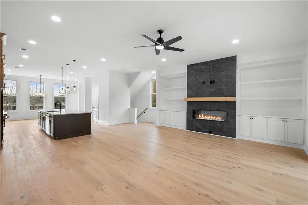 3 bedroom, 4 bathroom, 2,700 sq ft townhouse for sale at 5014 Hartwell Place, Alpharetta, GA 30009 — photo 7