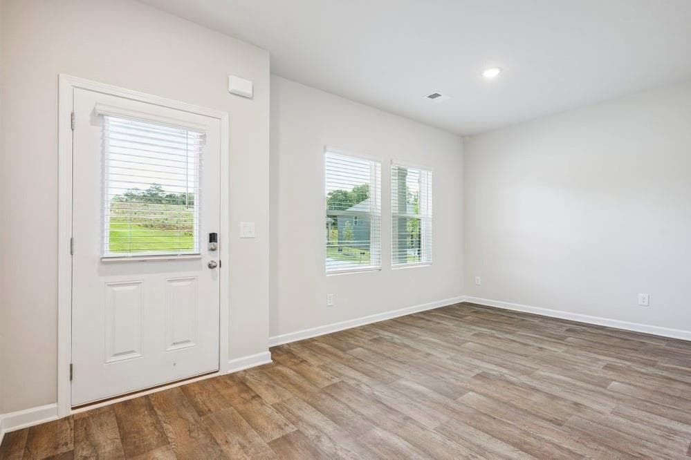 4 bedroom, 3 bathroom, 2,500 sq ft single family residence under contract at 323 River Walk Farm Pkwy Lot 2, Covington, GA 30014 — photo 4