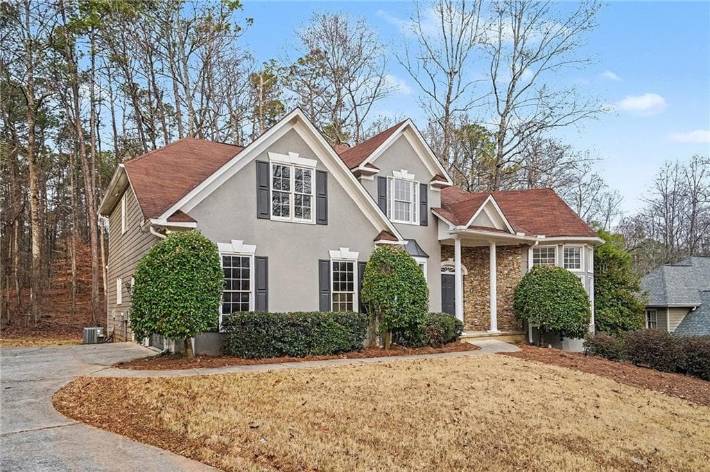 5 bedroom, 4 bathroom, 3,835 sq ft single family residence under contract at 135 Birch Hollow Trail, Marietta, GA 30064 — photo 2