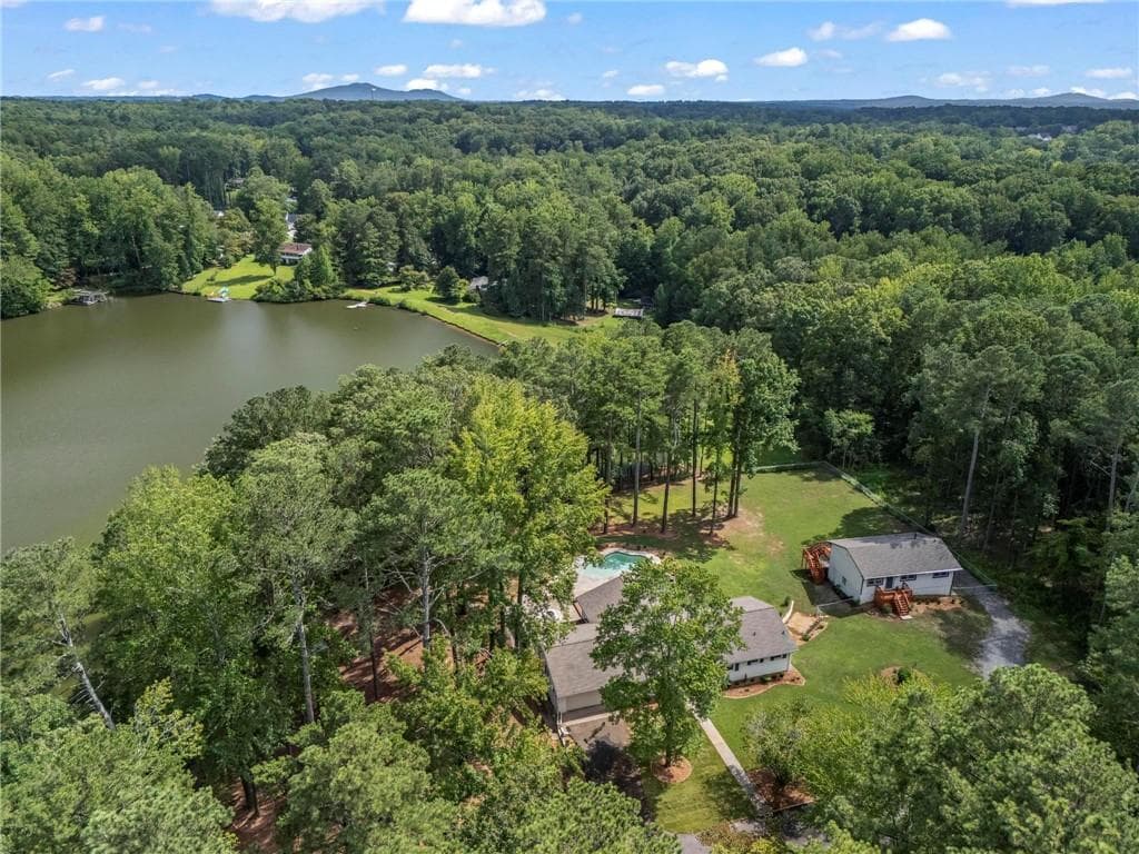 1673 Clearview Drive, Acworth, GA 30102 — most recent listing photo