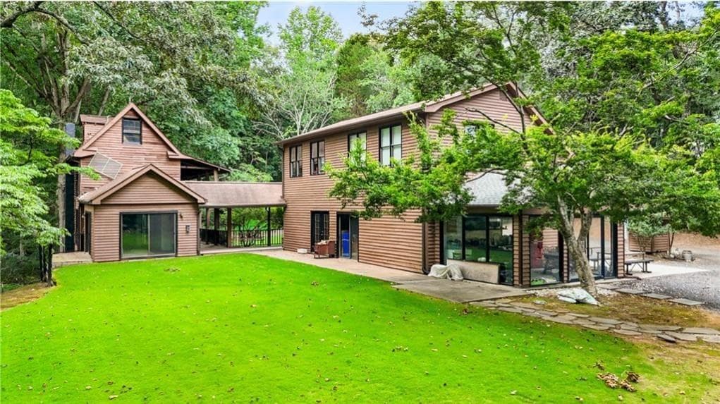 5 bedroom, 5 bathroom, 2,454 sq ft single family residence for sale at 451 Nichols Drive, Suwanee, GA 30024 — photo 4