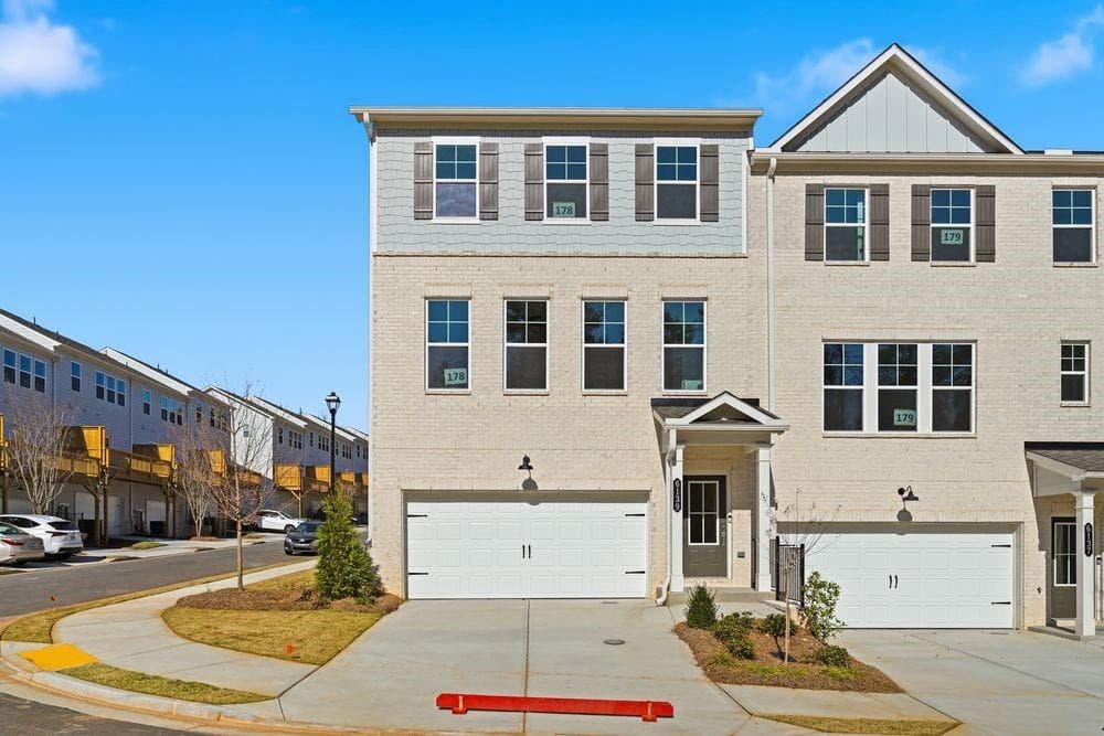 6137 Wayburn Street, Tucker, GA 30084 — most recent listing photo