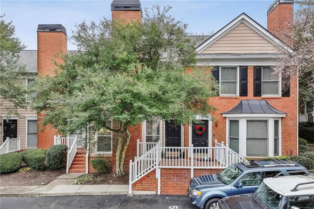7500 Roswell Road 24