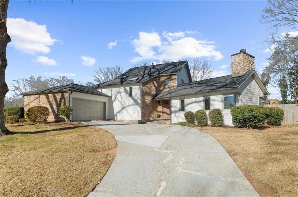 130 Saddle Creek Drive, Roswell, GA 30076 — most recent listing photo