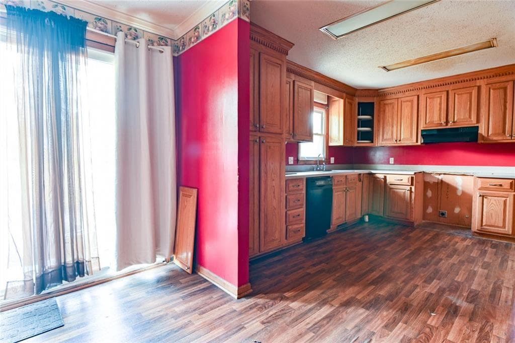3 bedroom, 2 bathroom, 1,475 sq ft single family residence for sale at 2721 Kensington Place, Macon, GA 31211 — photo 6